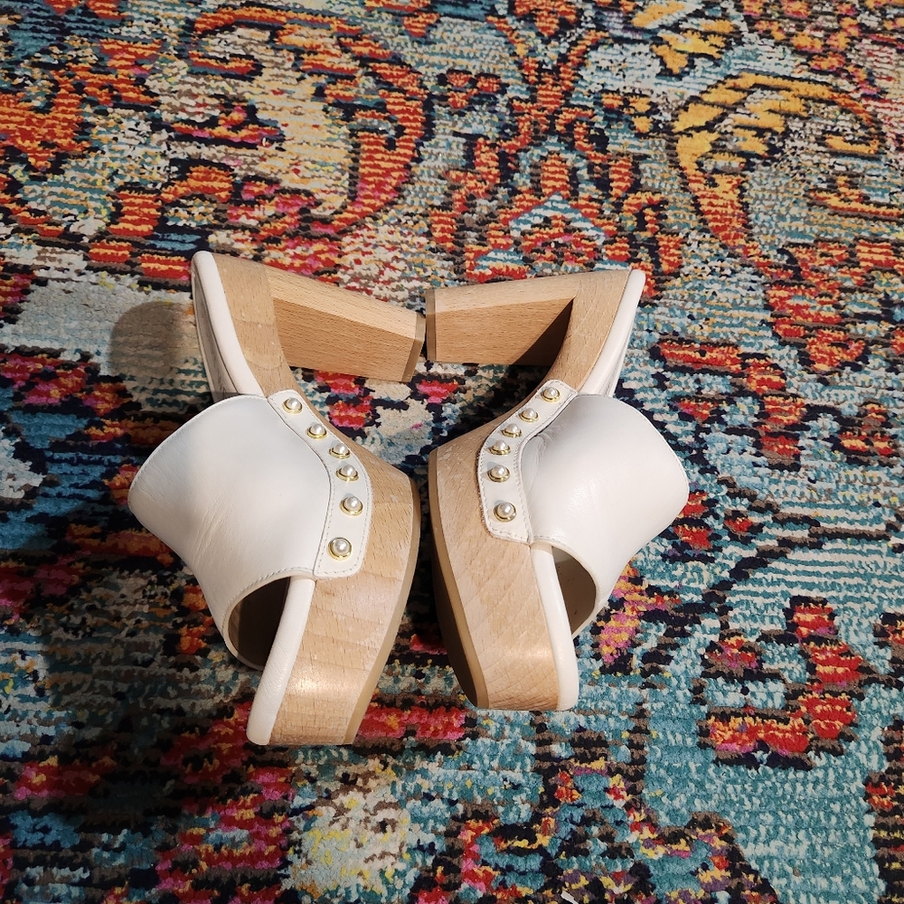 Stuart Weitzman Imitation Pearl Clog 85 Sandal - Picture 4 of 9